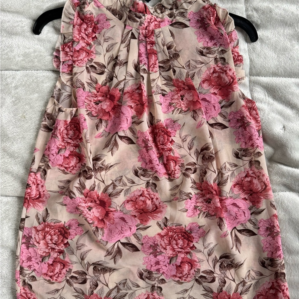 ⚠️Pink Floral Sleeveless Blouse⚠️